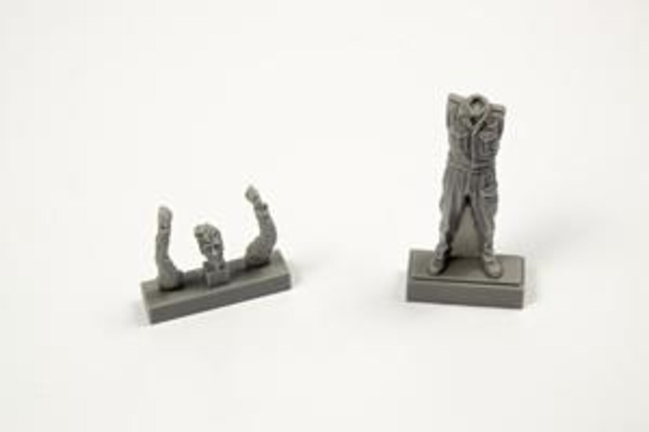 CMK 1/32 British WWII Tempest Mechanic, for Special Hobby kit 1/32